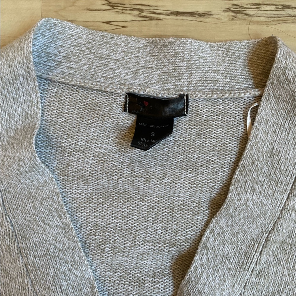 Grey Cardigan - Picture 4 of 4